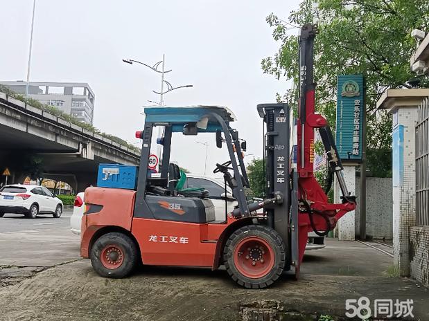 以专业与热忱，赋能企业商务咨询新体验